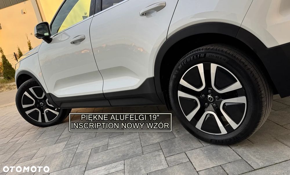 Volvo XC 40 B4 B AWD Geartronic Inscription - 32