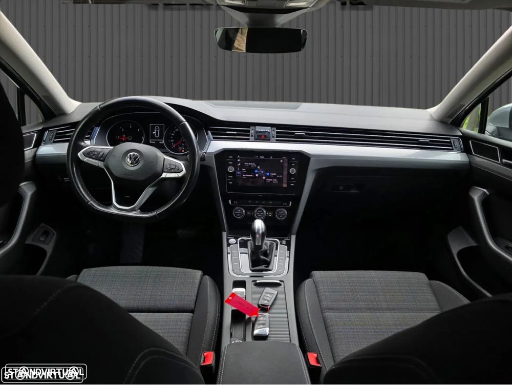 VW Passat Variant 2.0 TDi Confortline DSG - 9