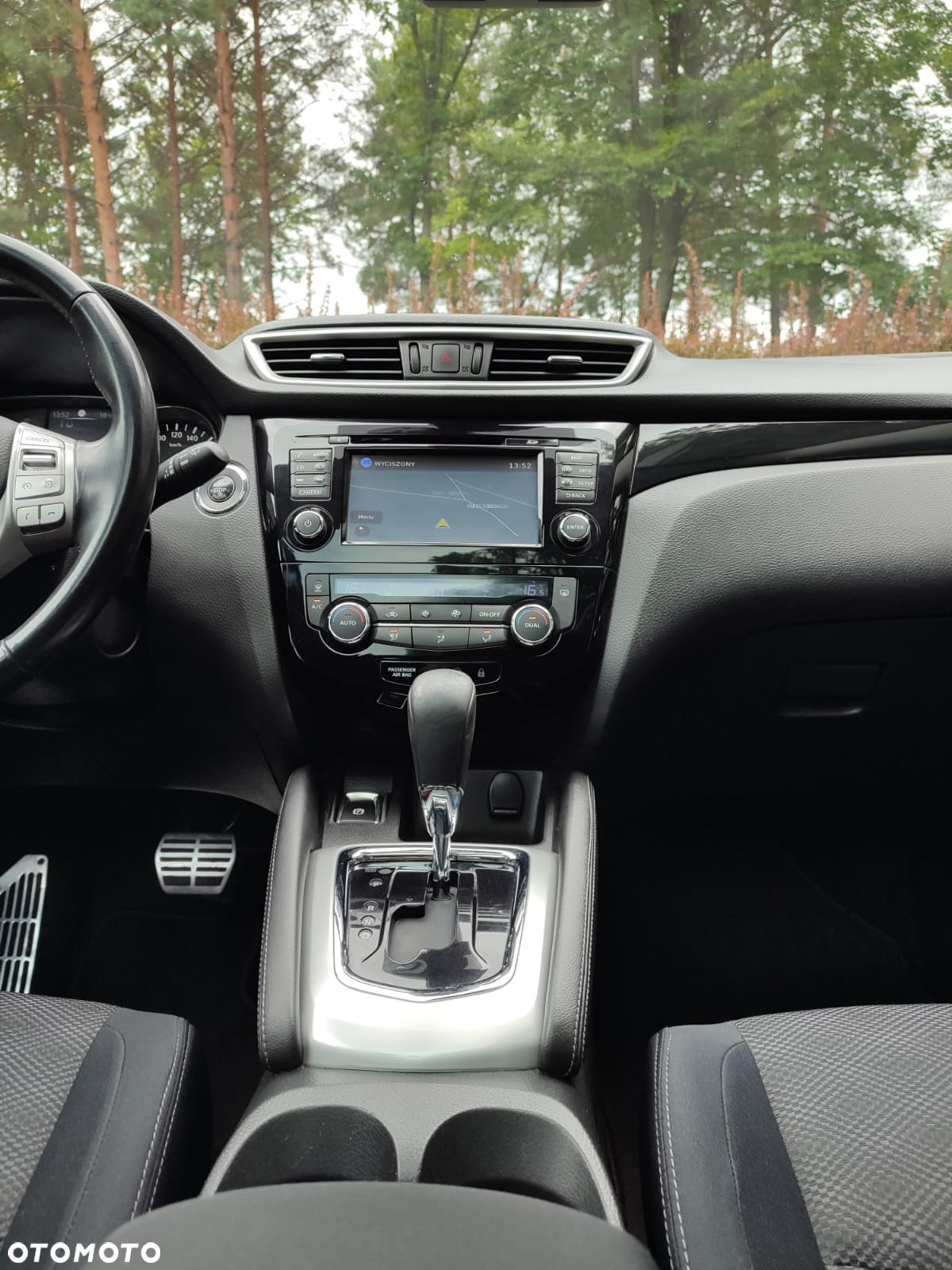 Nissan Qashqai 1.2 DIG-T Tekna Xtronic - 26