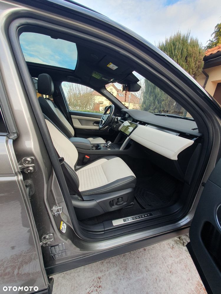 Land Rover Discovery Sport 2.0 P250 mHEV HSE - 12