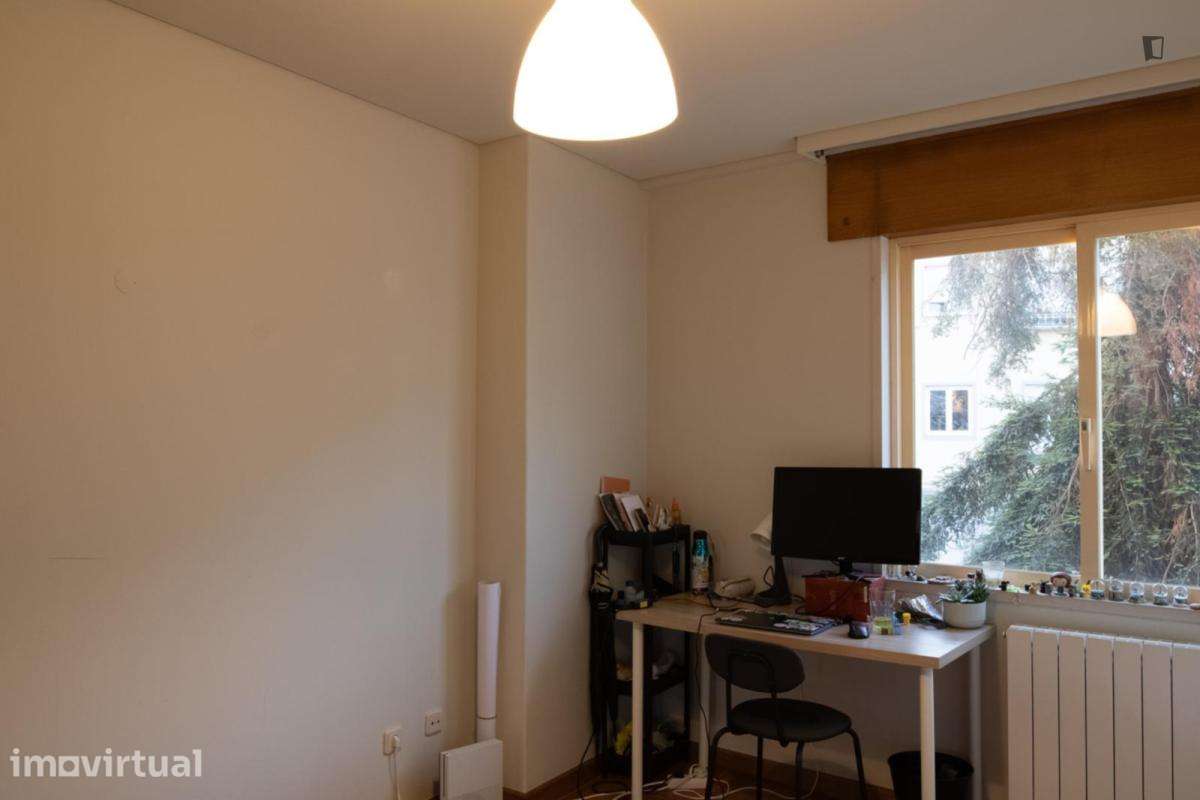 Quarto - localizado em Cedofeita Porto - Grande imagem: 5/14