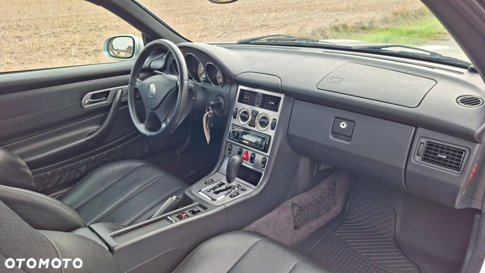 Mercedes-Benz SLK - 18