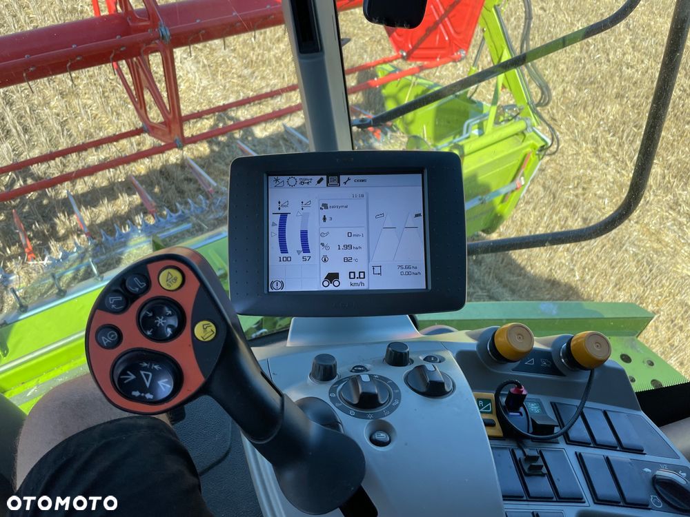 Claas Tucano 420 - 11