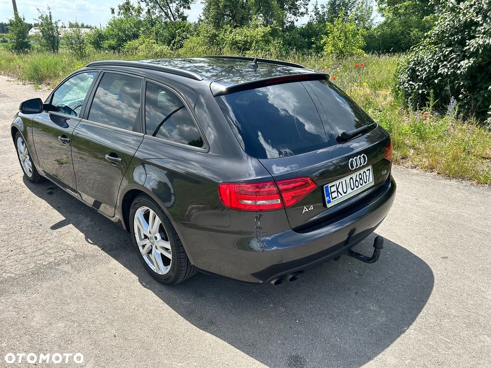 Audi A4 Avant - 4