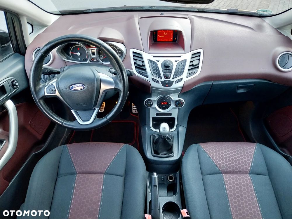 Ford Fiesta 1.25 Platinium X EU5 - 6