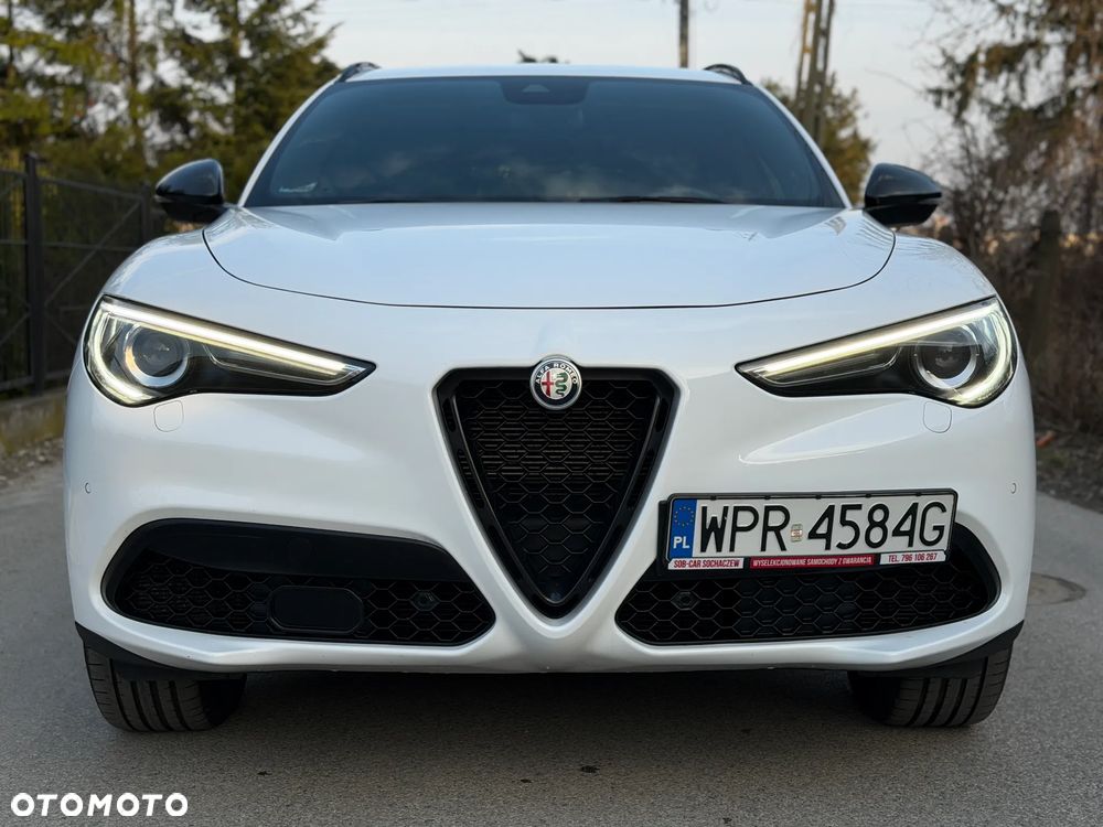 Alfa Romeo Stelvio 2.0 Turbo B-Tech Edition Q4 - 3