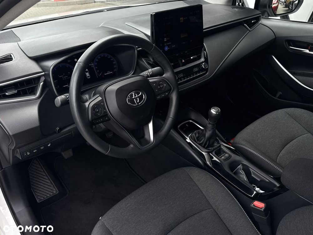 Toyota Corolla - 11