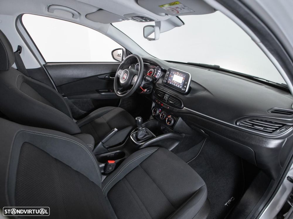 Fiat Tipo Station Wagon 1.3 M-Jet Lounge - 9