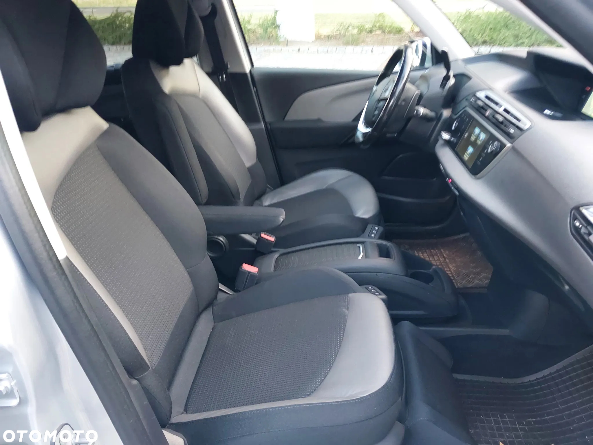 Citroën C4 Picasso - 10