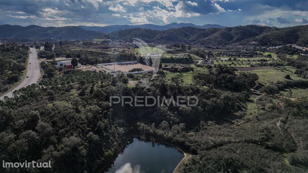 Casas em ruinas em processo de aprovação - Grande imagem: 4/10