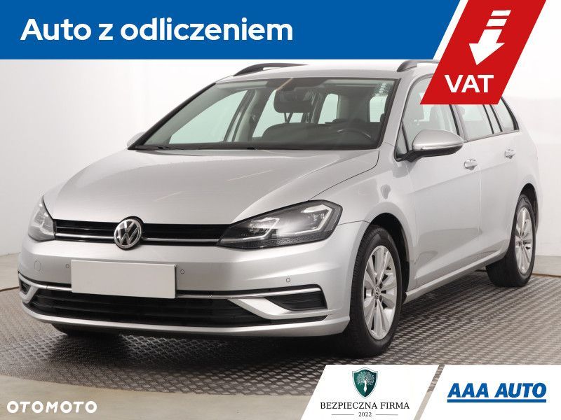 Volkswagen Golf - 1