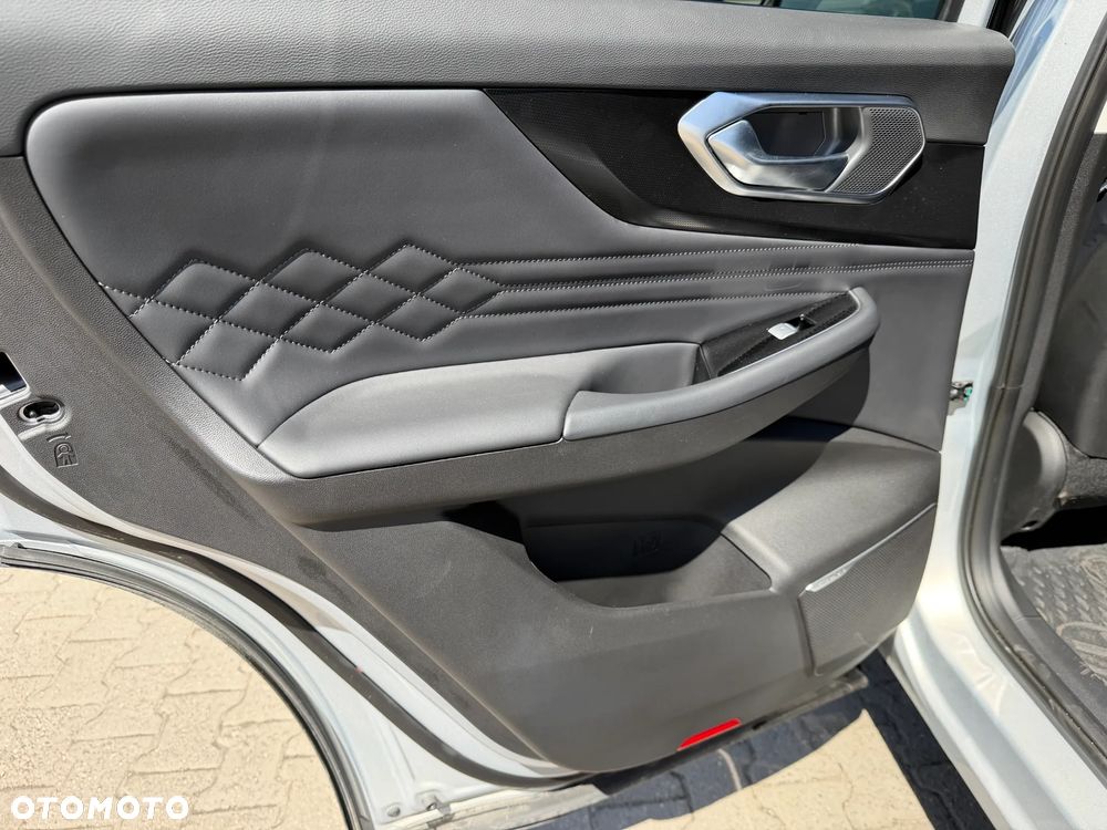 BAIC 7 1.5T Luxury DCT - 17