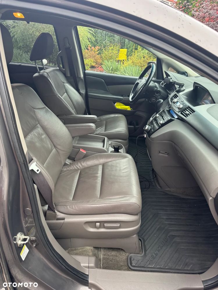 Honda Odyssey - 12