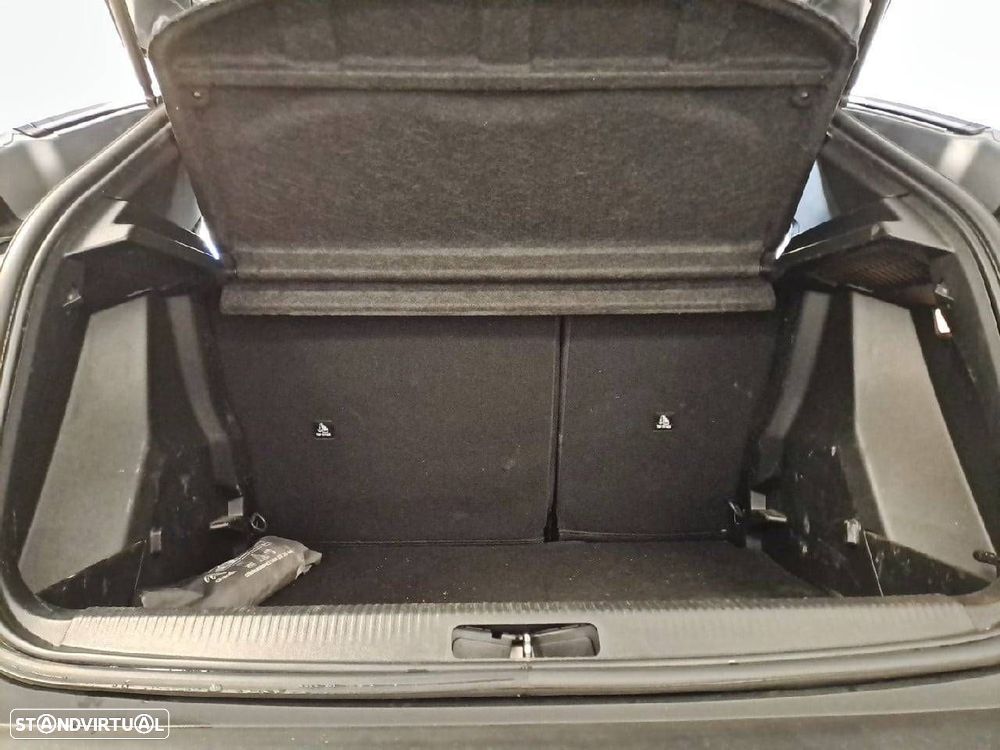 Peugeot 2008 1.2 PureTech Active Pack - 6
