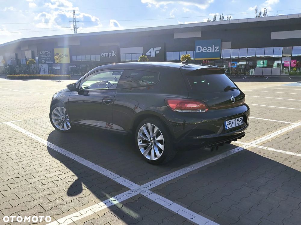 Volkswagen Scirocco 2.0 TSI DSG - 2
