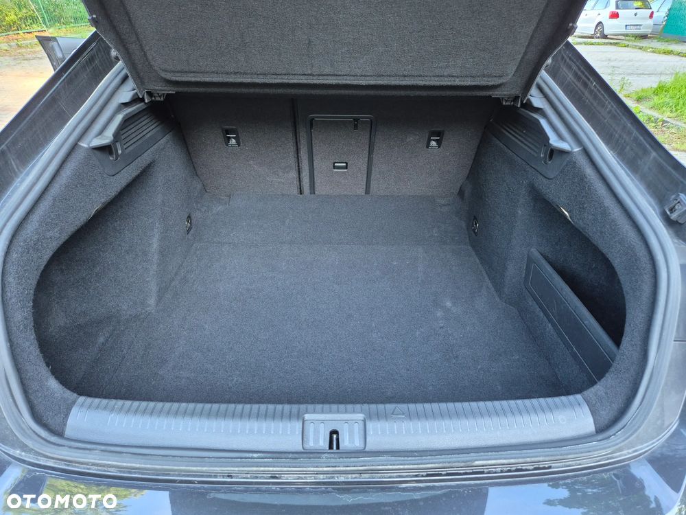 Volkswagen Arteon 2.0 TDI SCR DSG R-Line Edition - 12