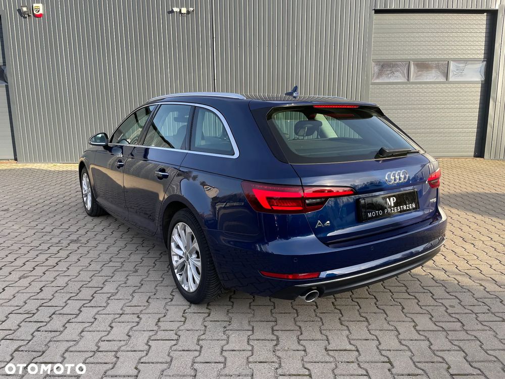 Audi A4 Avant 1.4 TFSI Design - 32