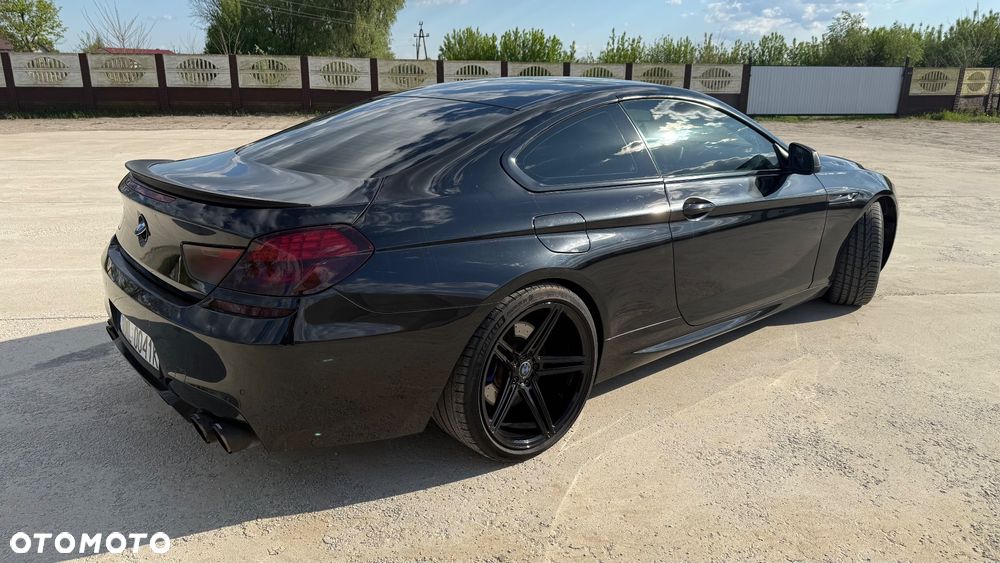 BMW Seria 6 650i - 8