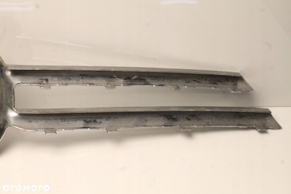 VW TOUAREG I LIFT GRILL ATRAPA CHROM ZNACZEK 7L6853668 # - 5