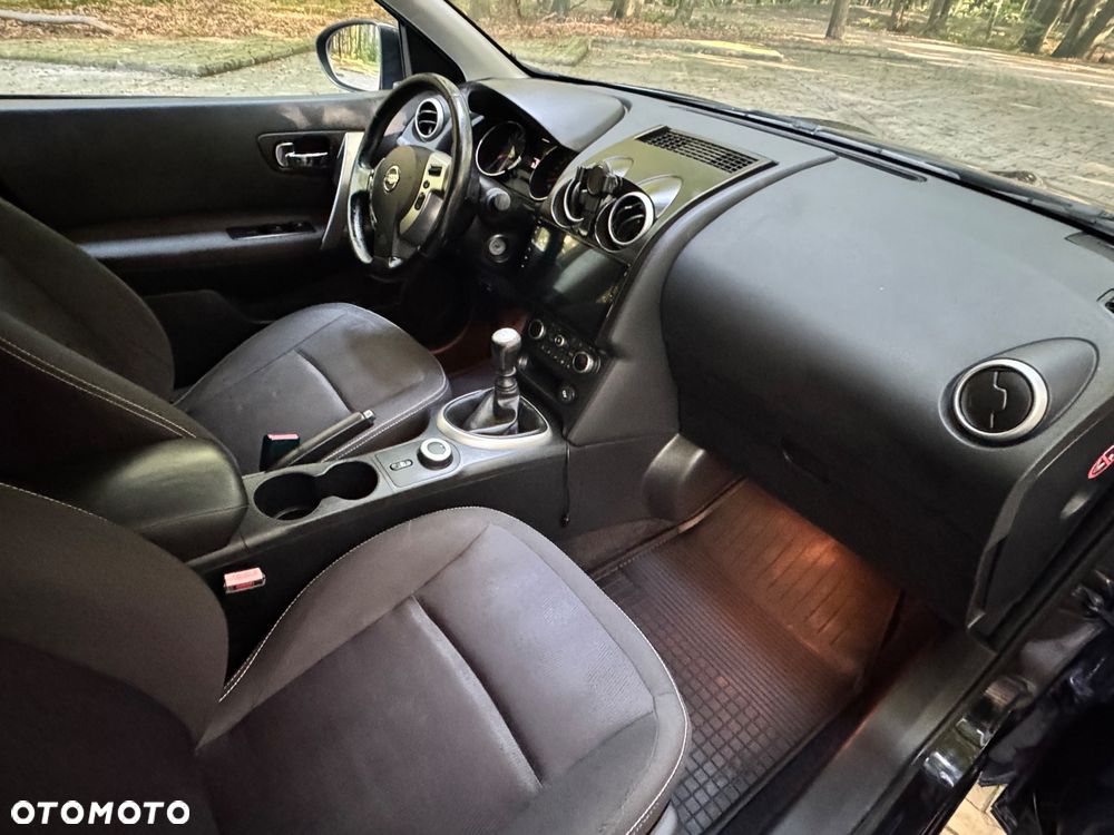 Nissan Qashqai 2.0 4x4 Tekna - 15