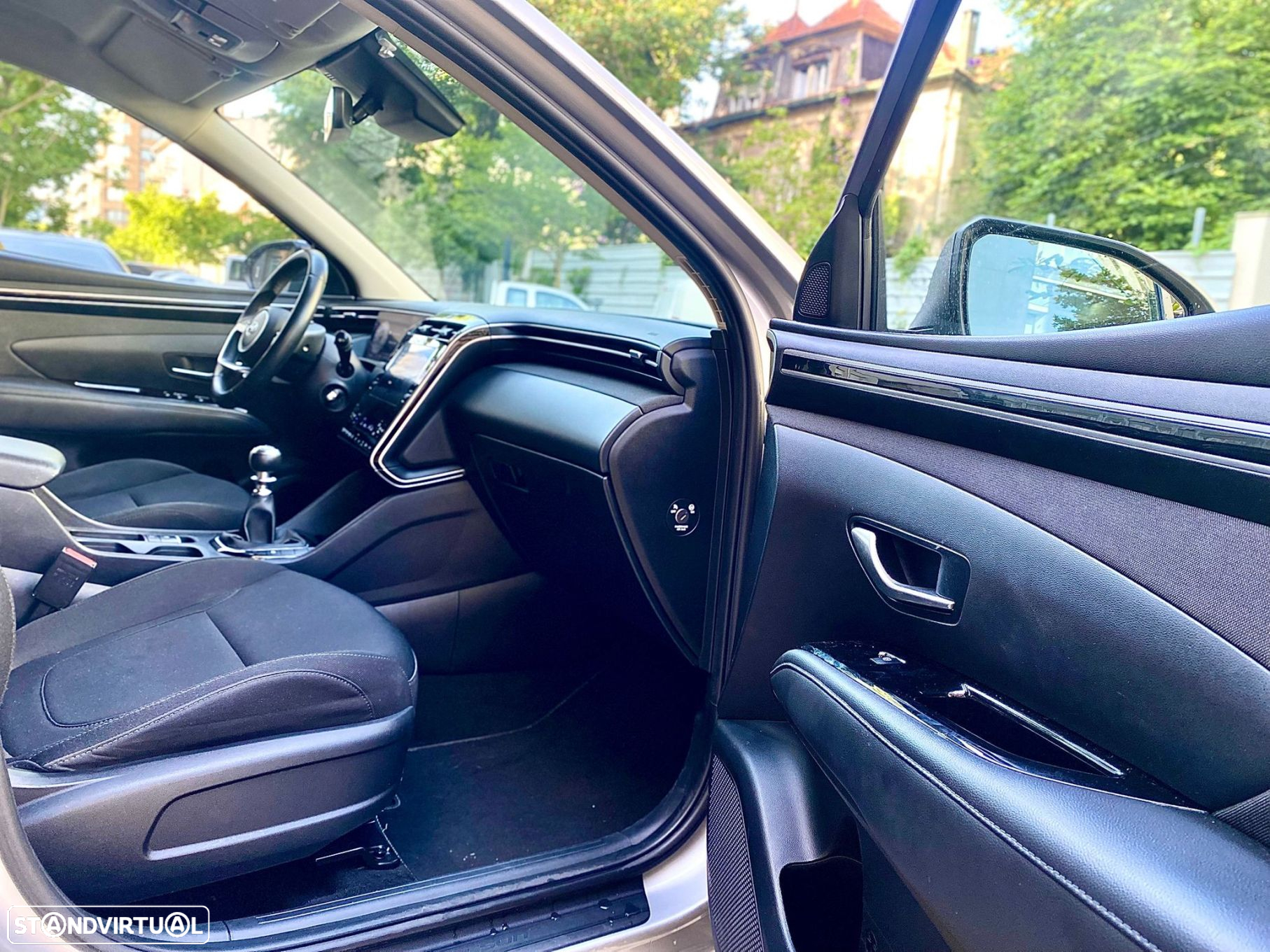 Hyundai Tucson 1.6 T-GDi Premium - 29