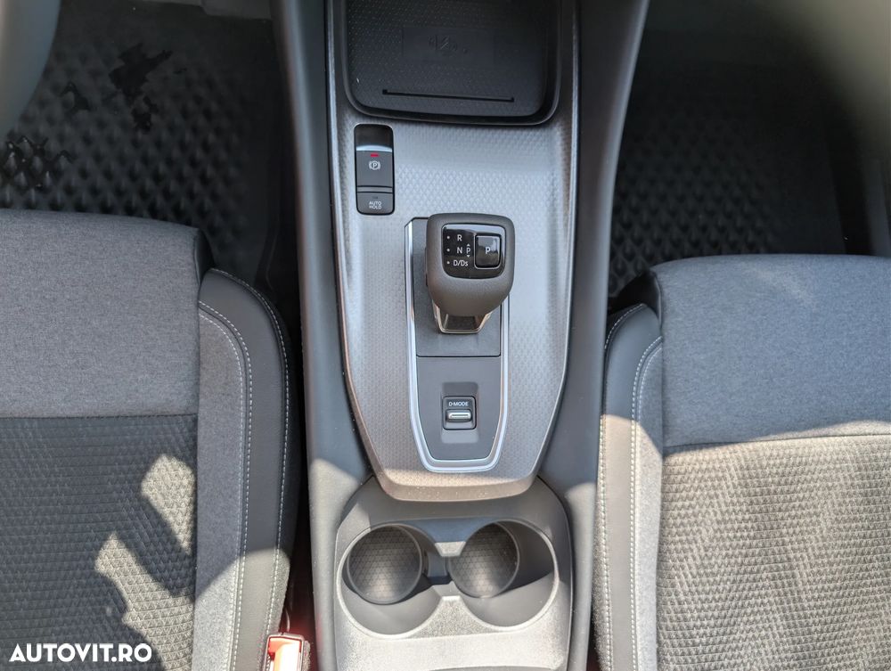 Nissan Qashqai 1.3 l 156CP X-Tronic MHEV N-Connecta - 7