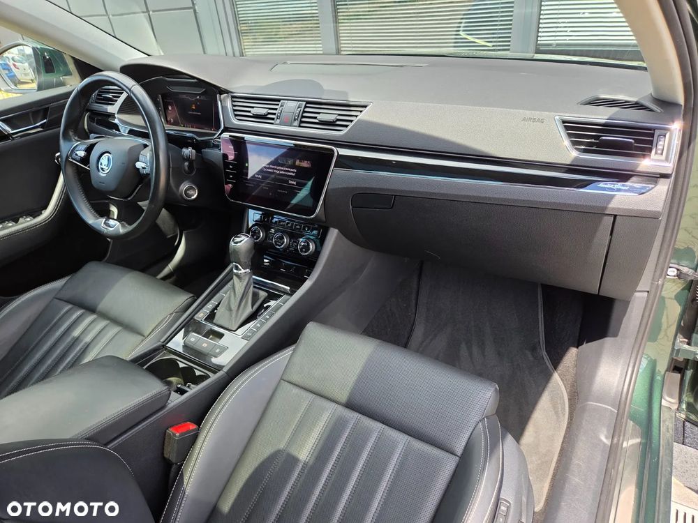 Skoda Superb 2.0 TDI SCR L&K DSG - 28
