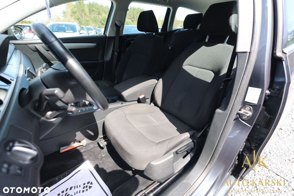 Volkswagen Passat - 41