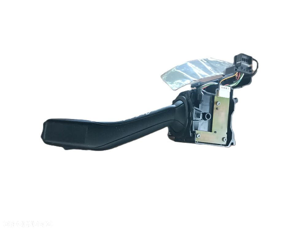 SEAT ALTEA XL 06-15 r. PRZEŁĄCZNIK KIERUNKÓW MANETKA 1K0953513A WYCIERACZEK 1K0953519A + - 7