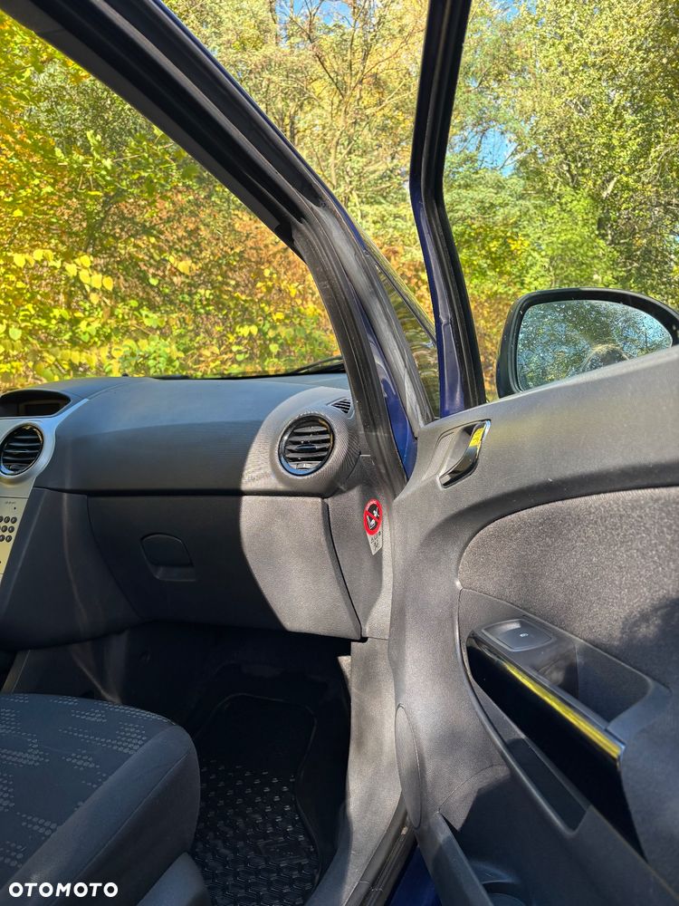 Opel Corsa - 20