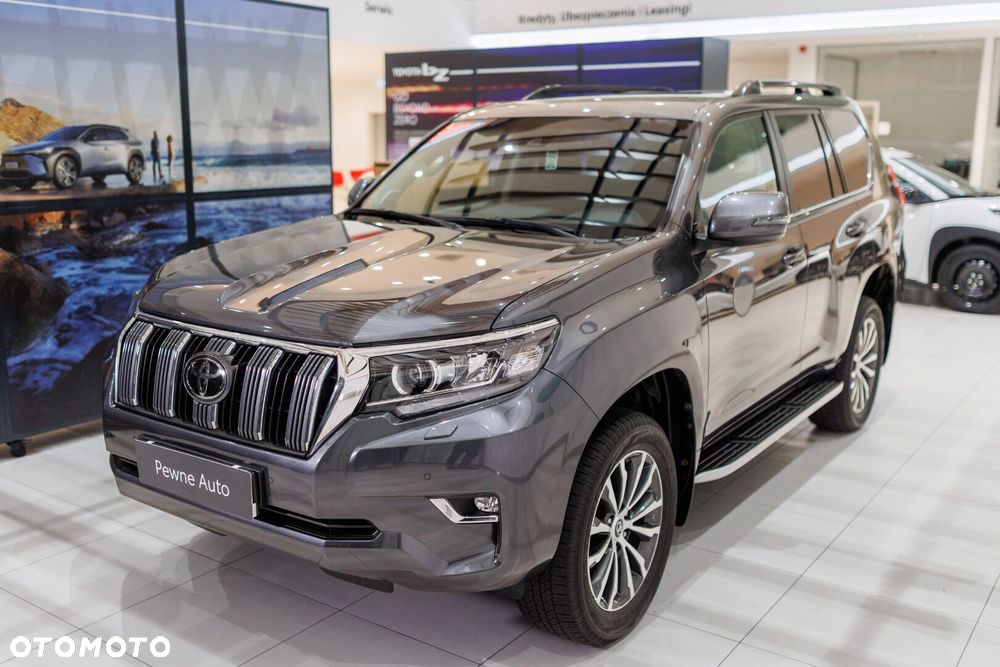 Toyota Land Cruiser - 4