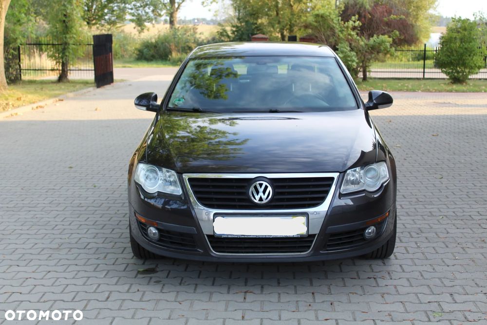 Volkswagen Passat 1.6 Comfortline - 6