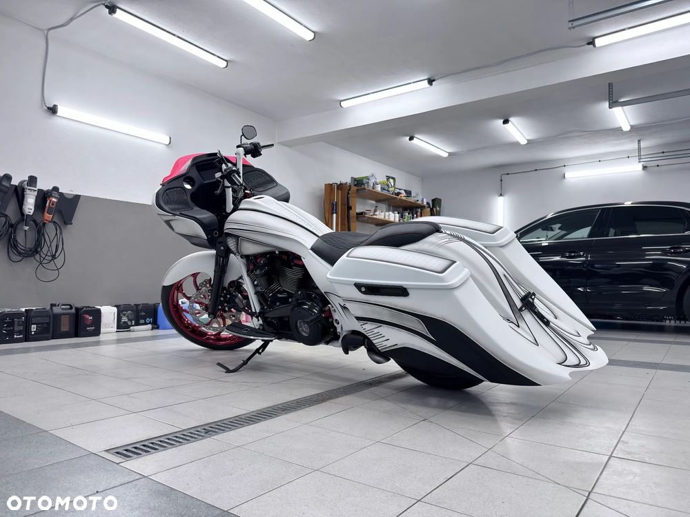 Harley-Davidson Touring Road Glide - 7