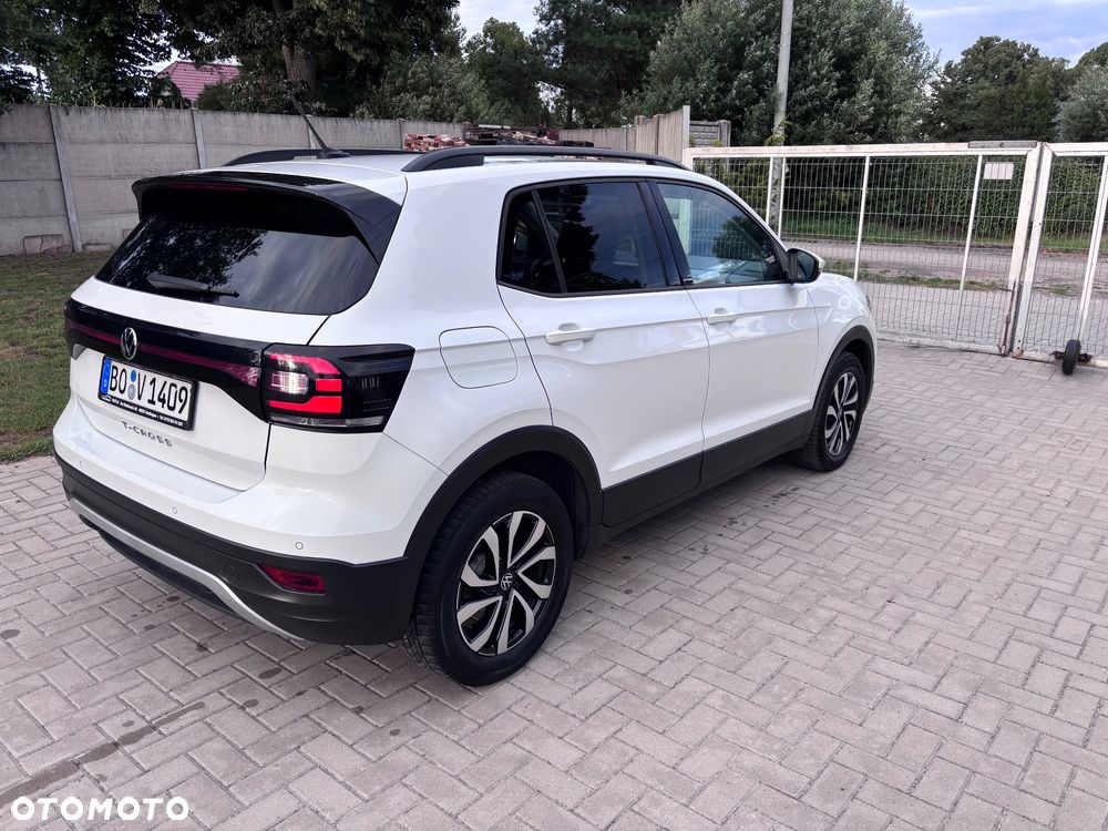 Volkswagen T-Cross - 8