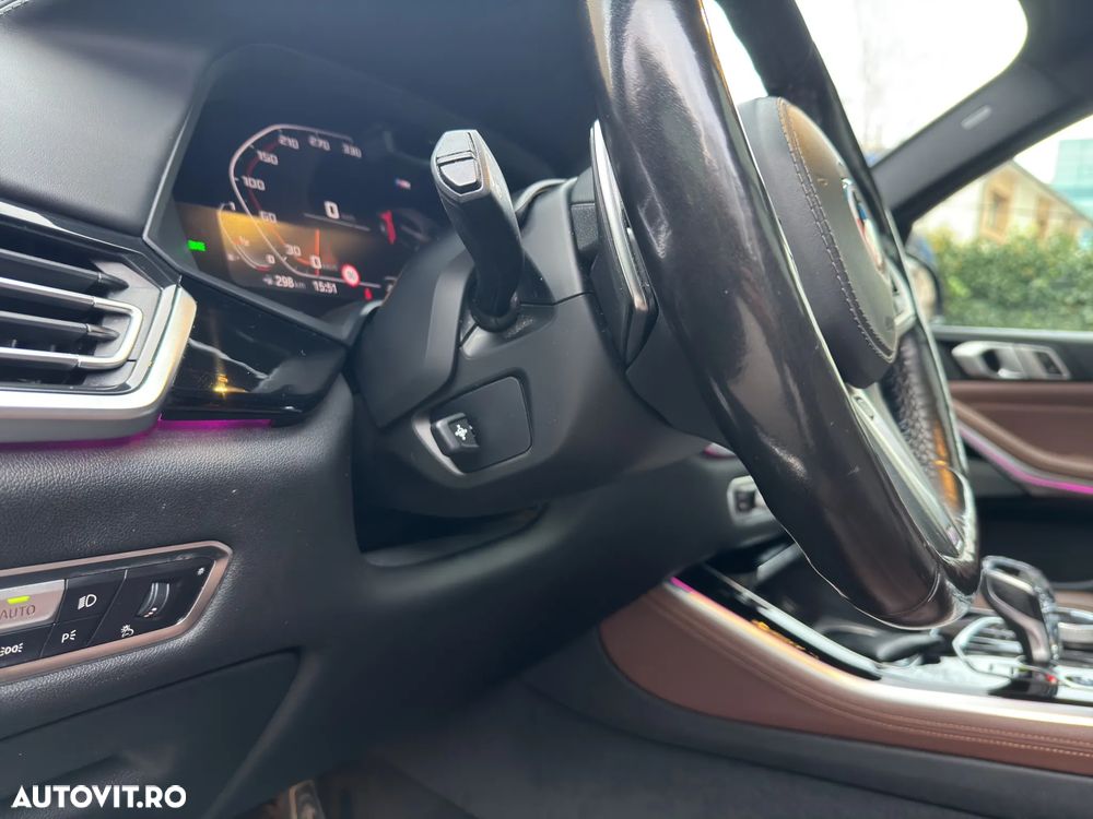 BMW X5 xDrive40i xLine - 33