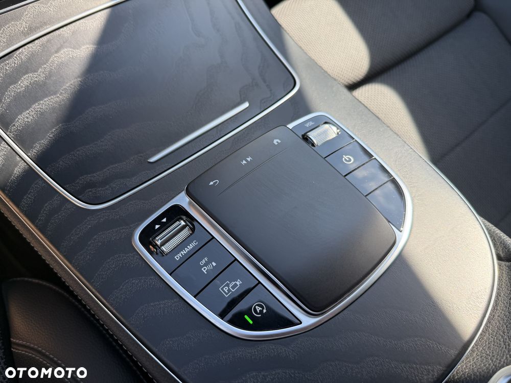 Mercedes-Benz Klasa E 220 d Avantgarde - 31