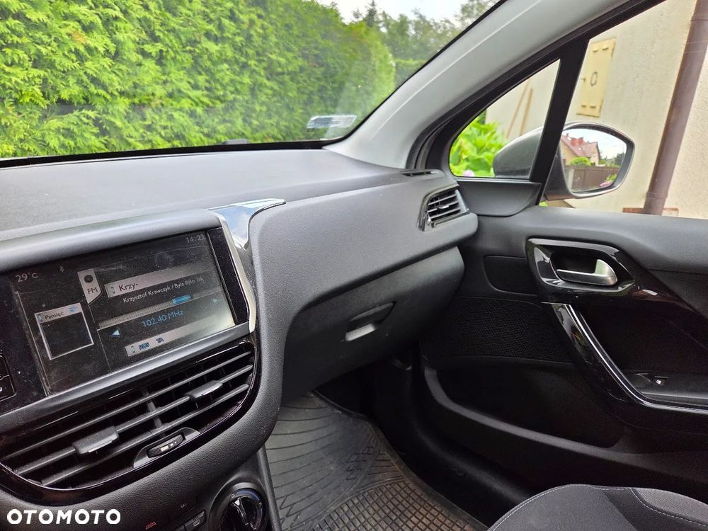 Peugeot 208 1.2 PureTech Active - 8