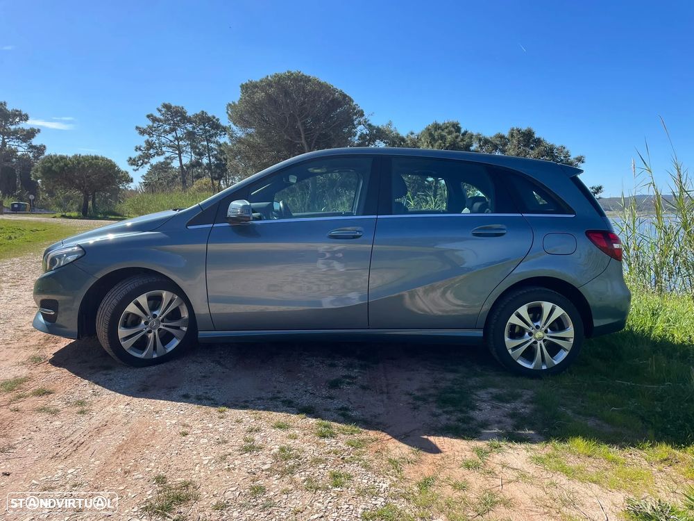 Mercedes-Benz B 180 Standard - 3