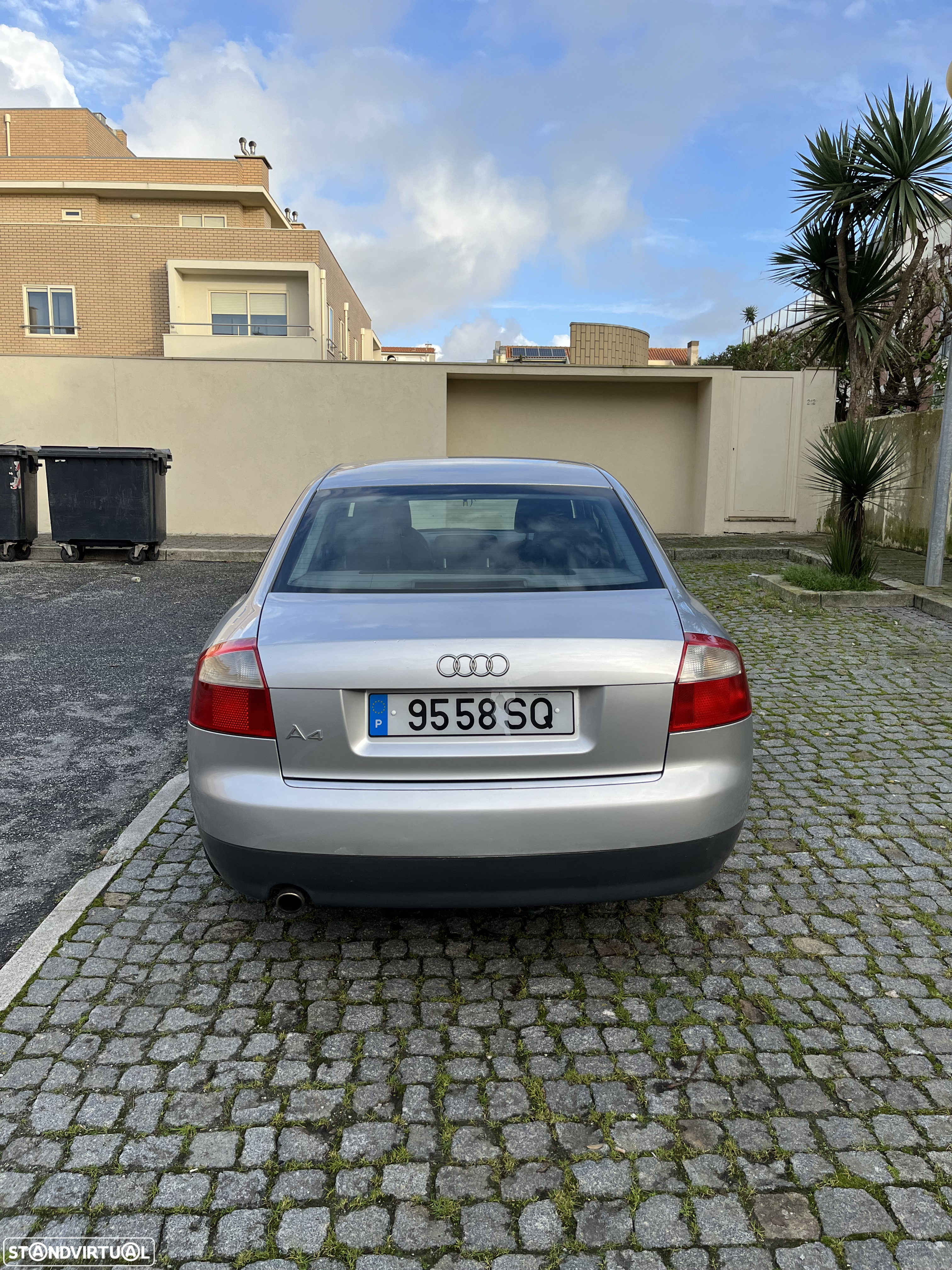 Audi A4 1.6 - 5