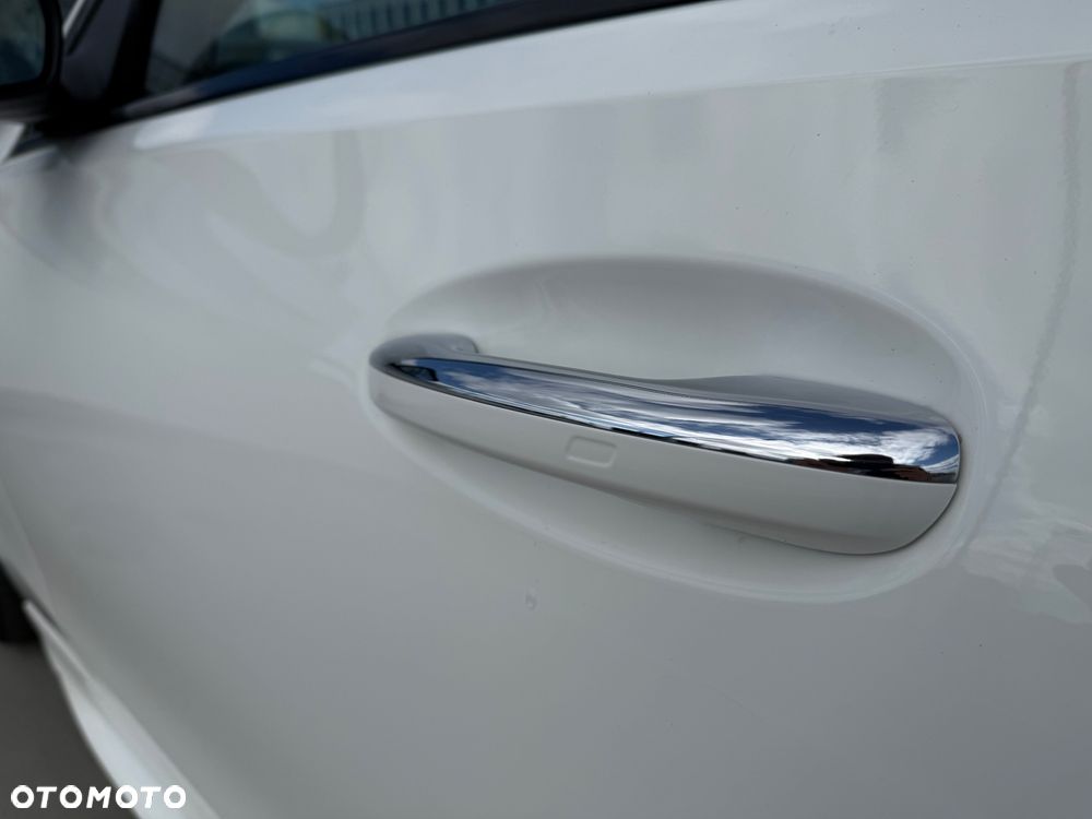 Mercedes-Benz Klasa C 220 d mHEV AMG - 12