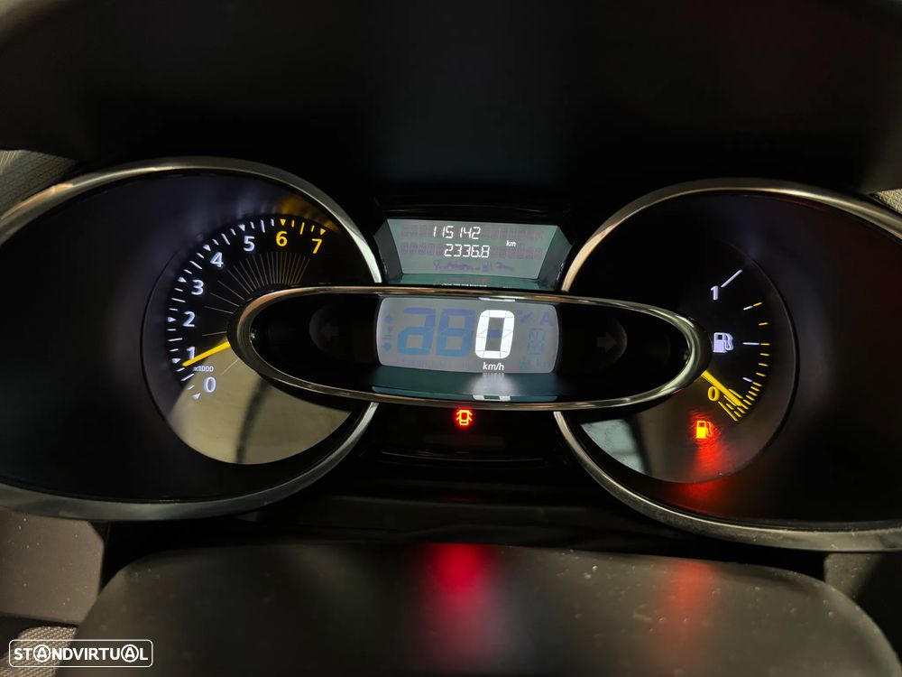 Renault Clio Sport Tourer TCe 90 Luxe - 15