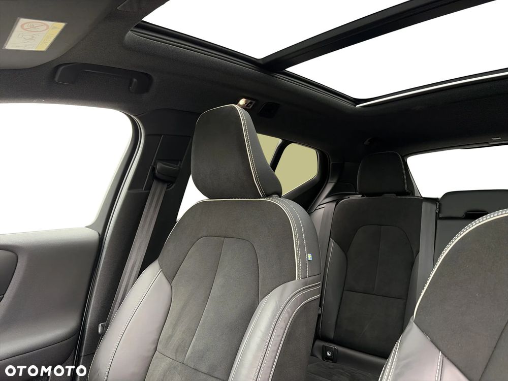 Volvo XC 40 T3 R-Design - 13