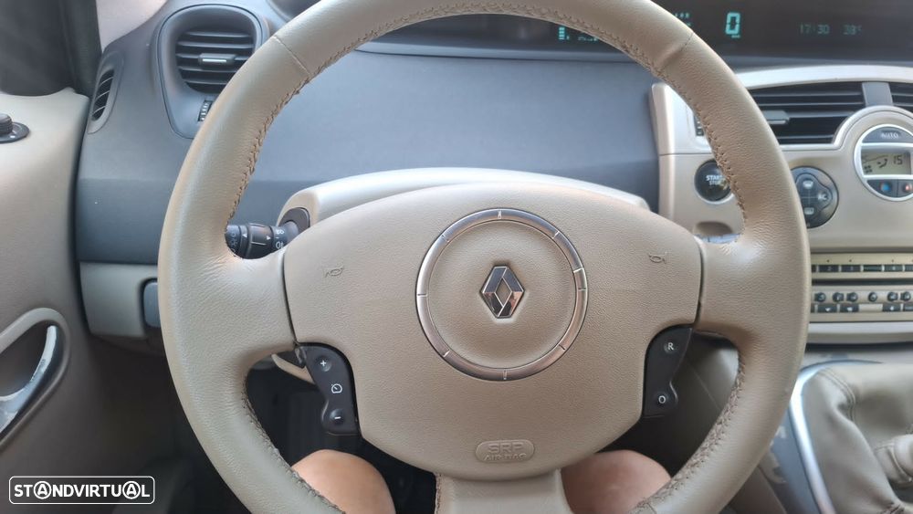 Renault Grand Scénic 1.5 dCi Dynamique - 15