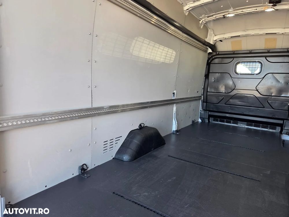 Ford New Transit L4H3 Premium Edition - 11