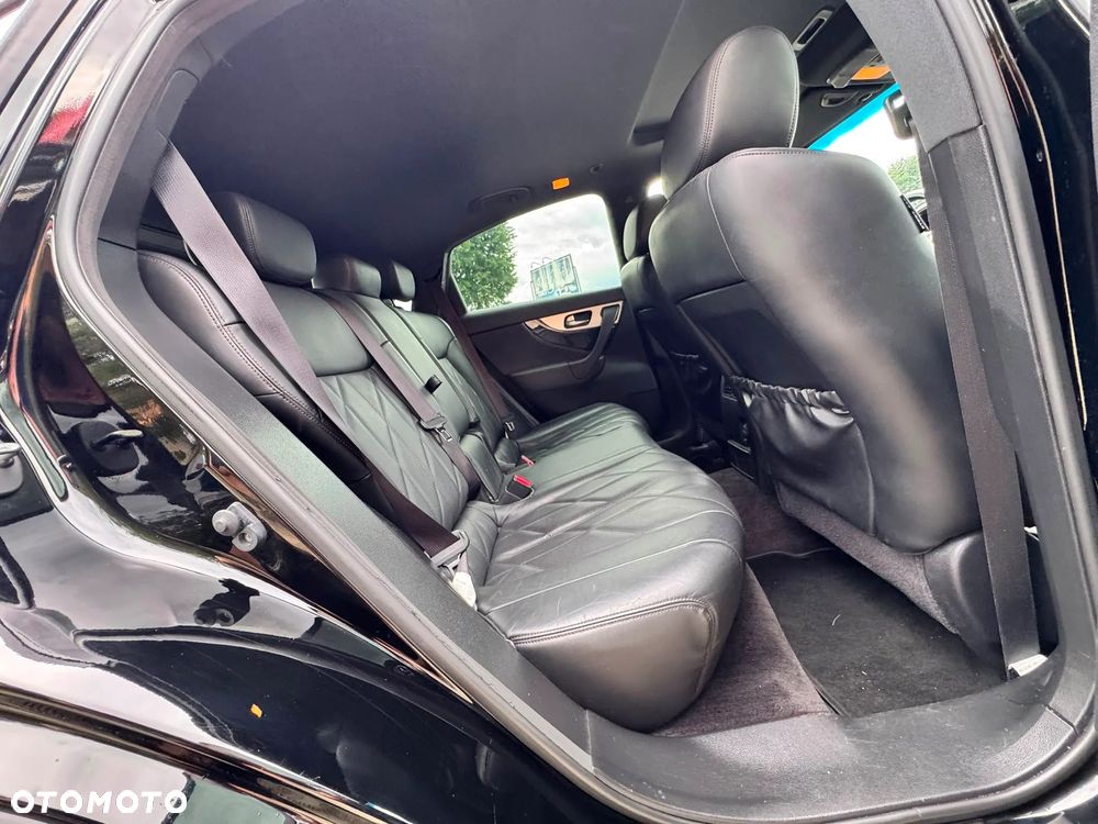 Infiniti QX70 3.0d AWD S - 24