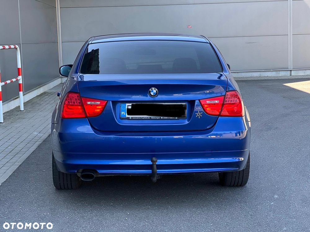 BMW Seria 3 318i Edition Sport - 4
