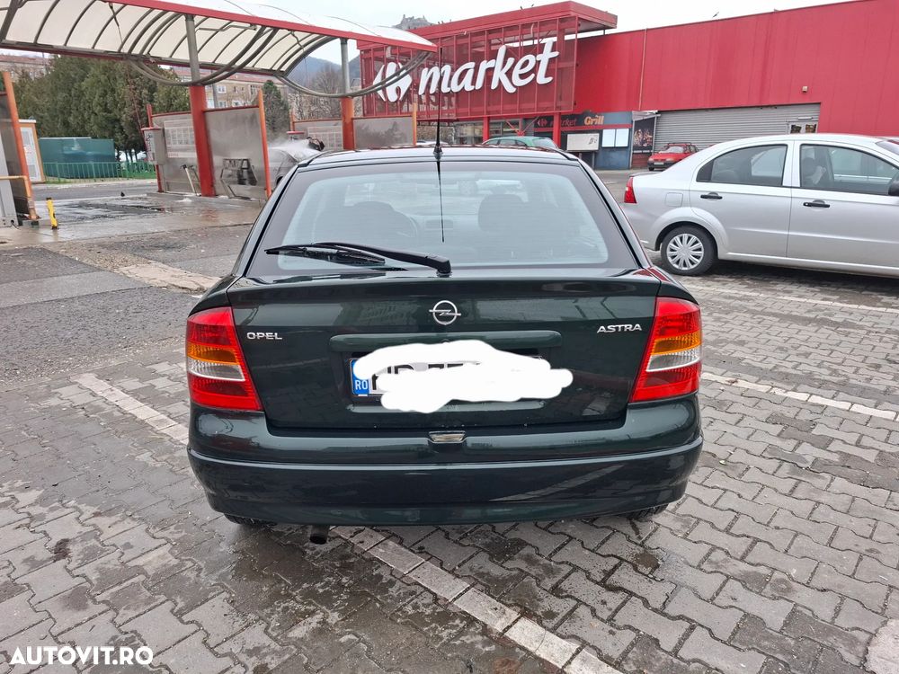 Opel Astra - 2