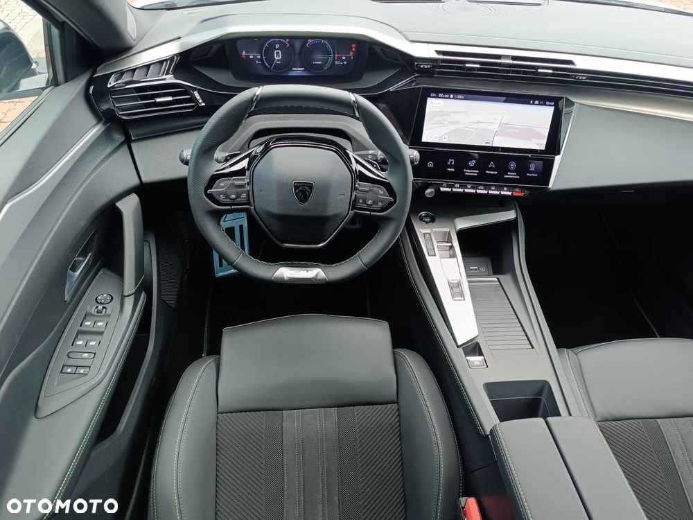 Peugeot 308 1.2 mHEV GT S&S e-DCS6 - 17