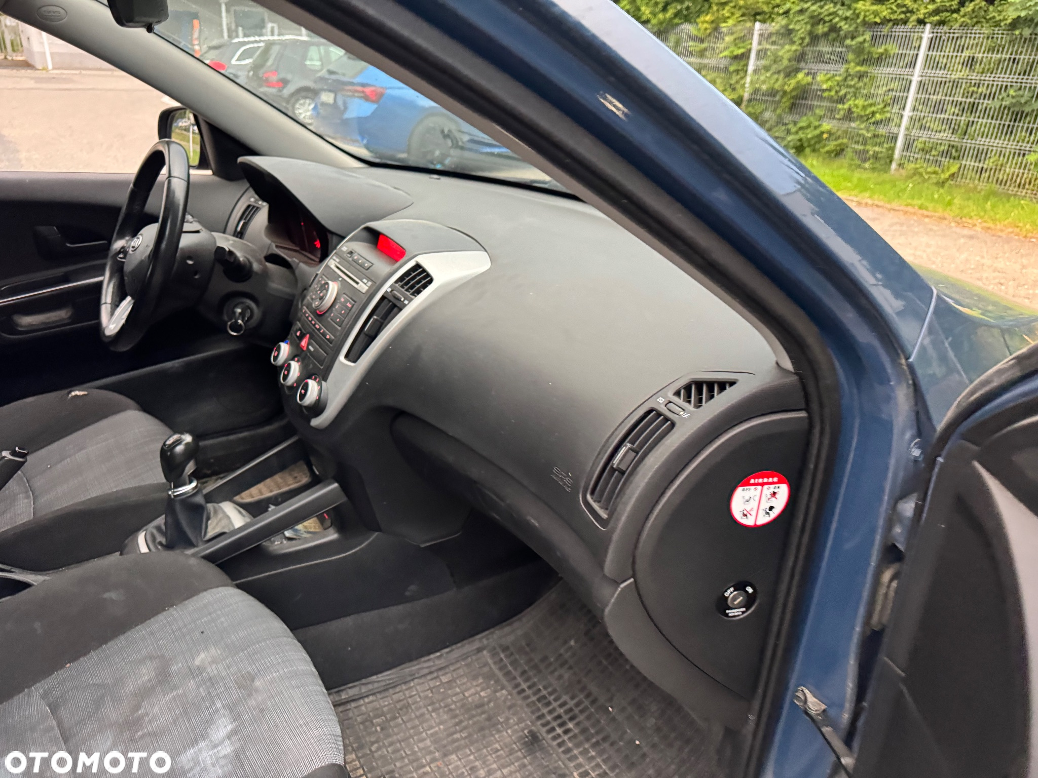 Kia Ceed - 16