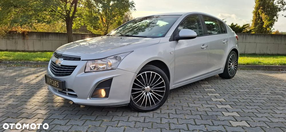 Chevrolet Cruze 1.8 LT+ - 1